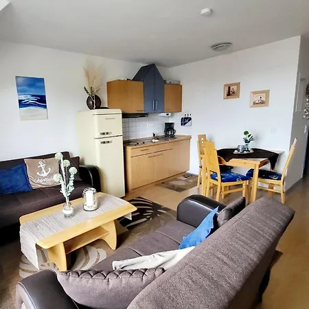 Boddenblick - Balkon, Wasserblick, Komplette Kueche Apartment Breege
